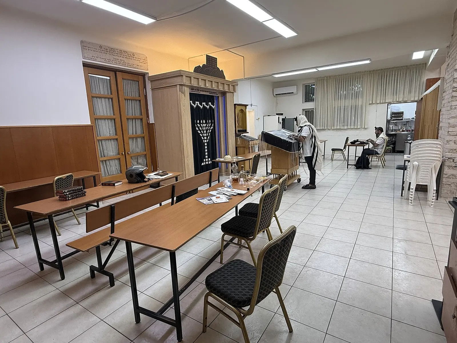 Chabad Neve Tzedek for the French Community