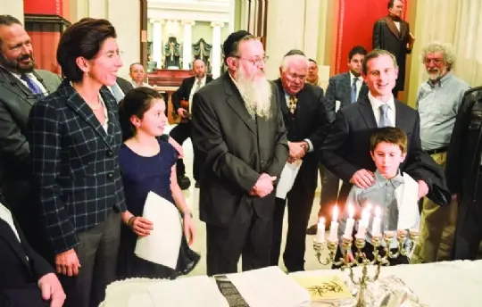 Scroll down for pictures of Purim and Matza boxes Call (401) 273-7238 for more info