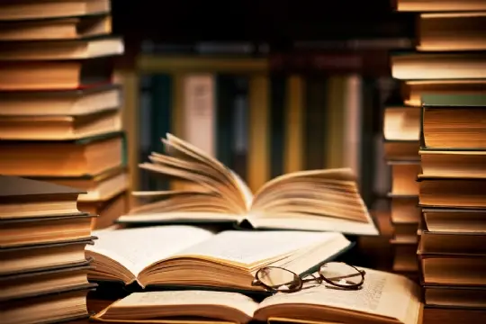 *Library hours Sunday 10:00 AM - 1:00 PM Monday & Wednesday 7:00 pm - 8:00 *More about the Chabad Lubavitch Library coming soon.