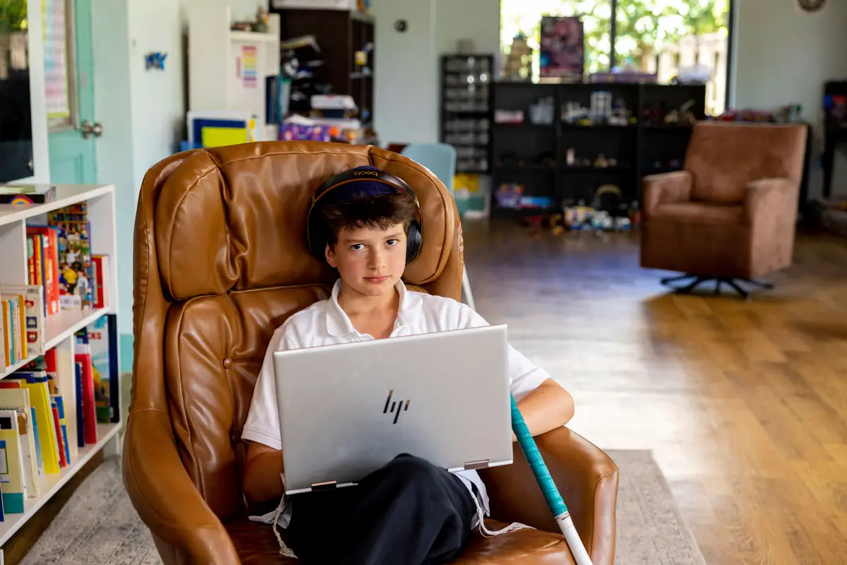 Online Learning with Real Life Growth