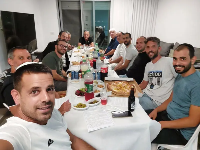שיעורי תורה לגברים בוא לקבוע עיתים לתורה