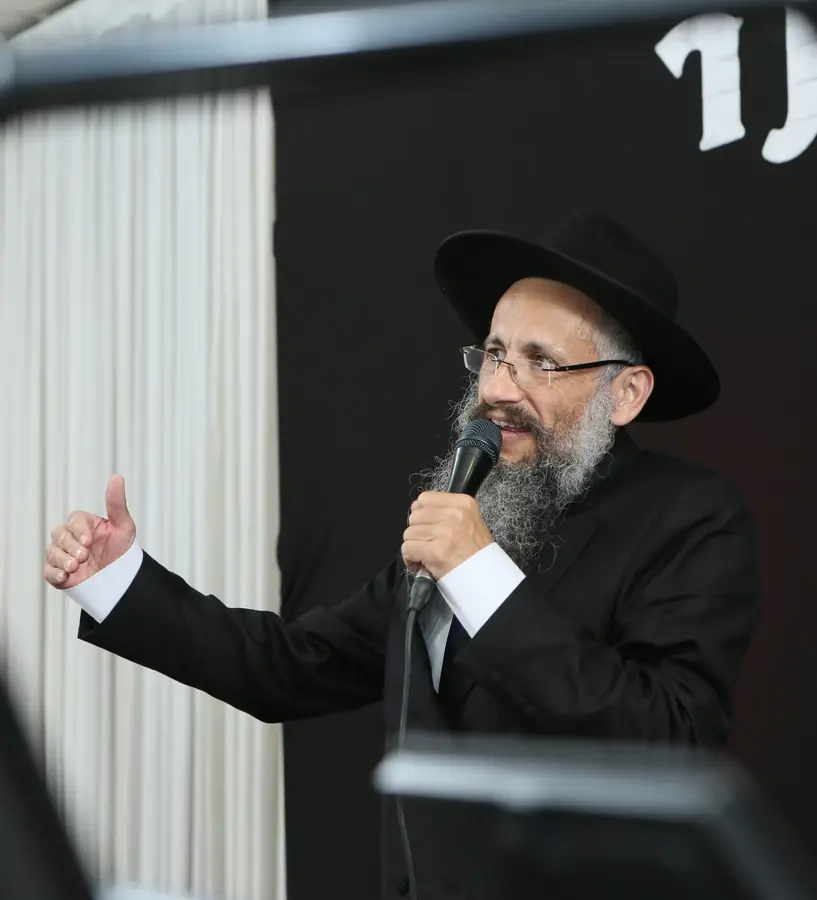 הרב שבתי פישר