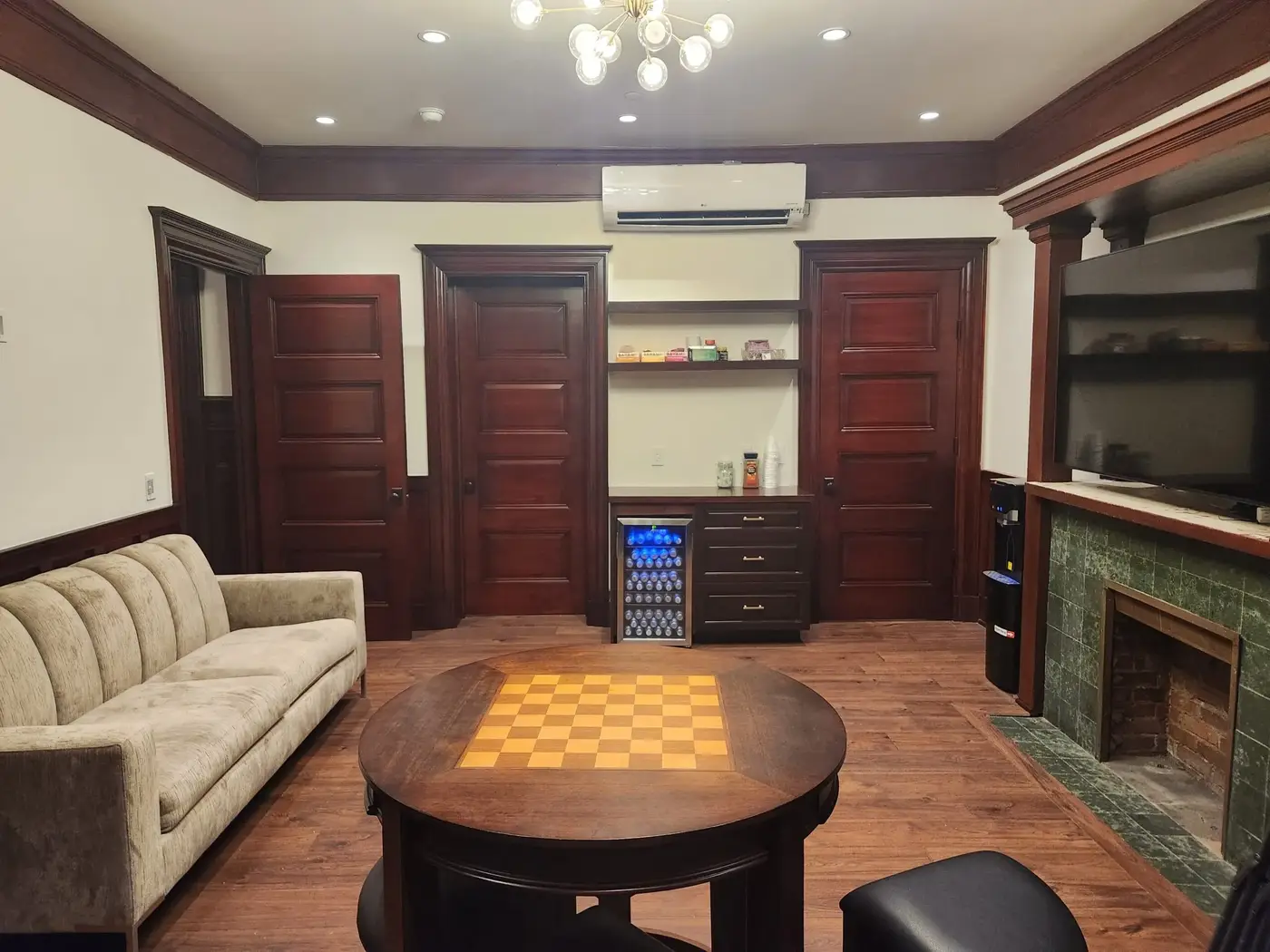 HOUSE PICTURES