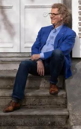 MUSIC & MEMORIES IN MAASTRICHT, A CONVERSATION WITH ANDRÉ RIEU- Eliyahu Sapir