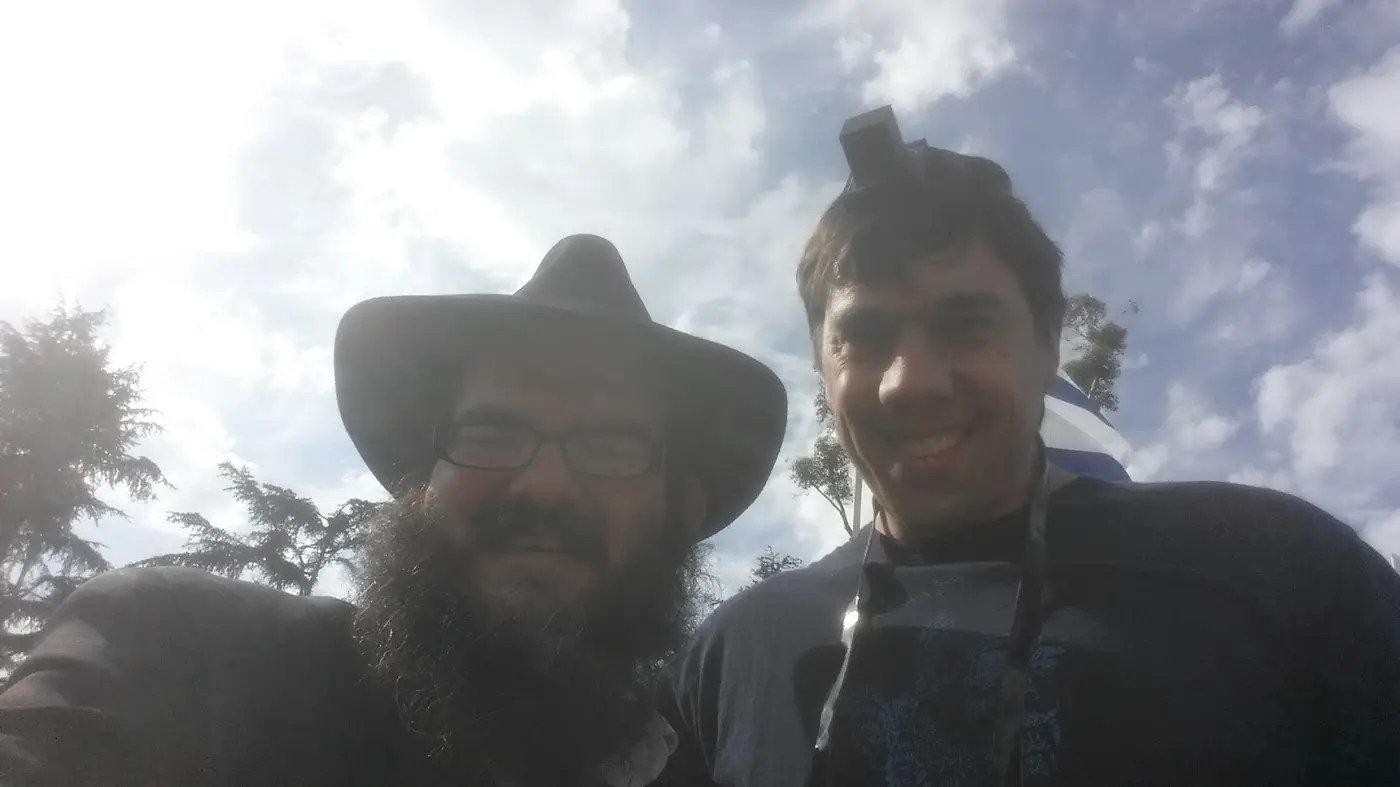 Tefillin on the Boulevard