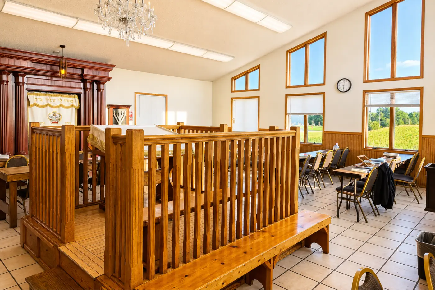 Established by the Rubashkin family 1995. Achdus Israel Shul, 440 S Lawler St, Postville, IA 52162