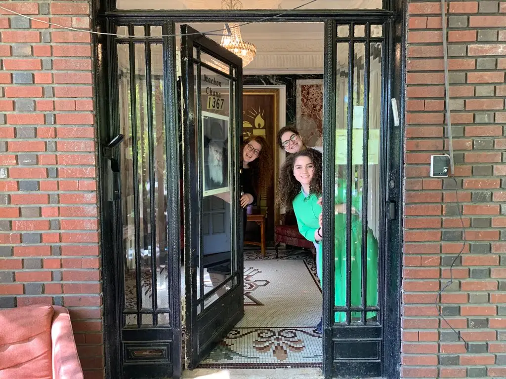 Taste of Yeshiva Join us for 1-3 weeks of your choice to experience real learning for real life.