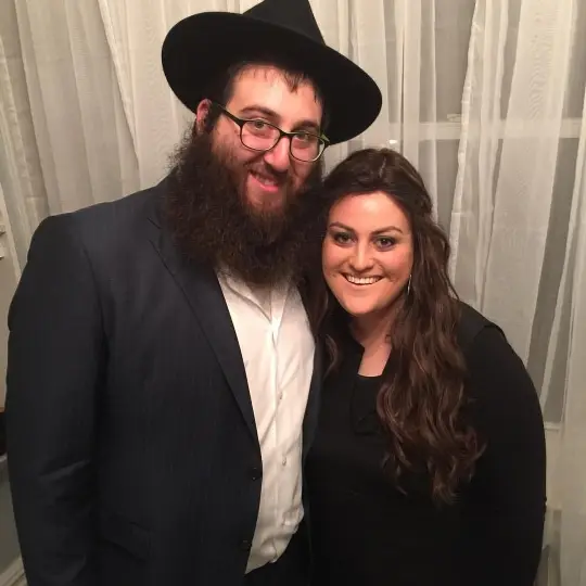 Menac hem and Miri Lipskier Tzivos Hashem- Youth Work: 9522 8222 Ext: 306 Mobile: 0423 553 896 Email: [email protected]