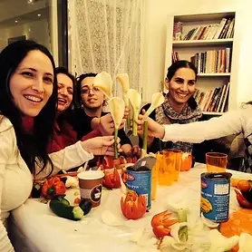 הפרשת החלה ט"ו באב תשע"ד 2014 - סדנת חיתוך ירקות ראש השנה תשע"ה 2014 - סדנת בצק סוכר