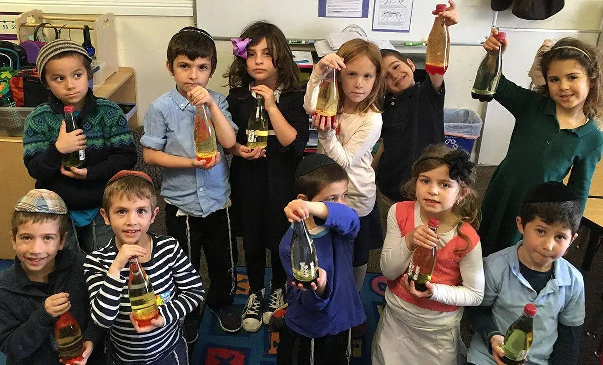 Students at Bais Menachem