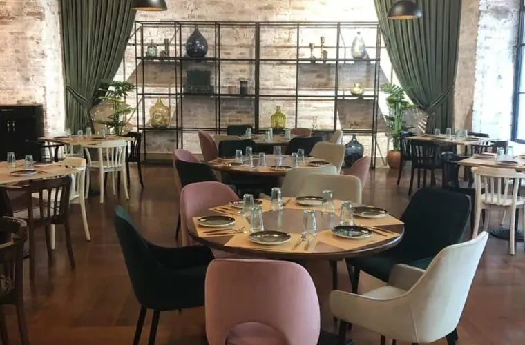 מסעדה מנדיס 7 Bambis Rigi St, T'bilisi 0105, Georgia