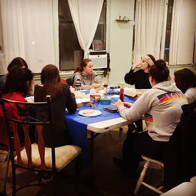 Great times at Aliya. Great people, great 🍕, great conversations!
.
.
.
#aliya #girls #women #pizza #conversations #nofilter #discussions #healthycoping #strugg