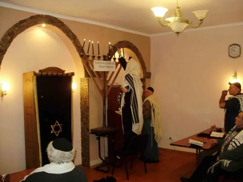 Name: Rabbi Meir & Mrs. Bracha Holtzberg