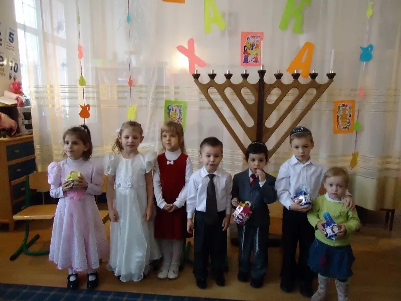 Name: Rabbi Meir & Mrs. Bracha Holtzberg