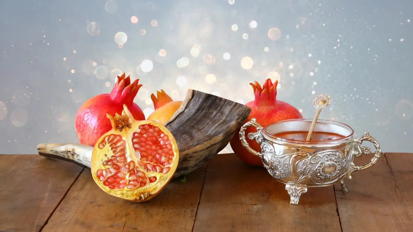Donate Donate High Holidays Campaign Chai Club Jewish Art Calendar Planned Giving