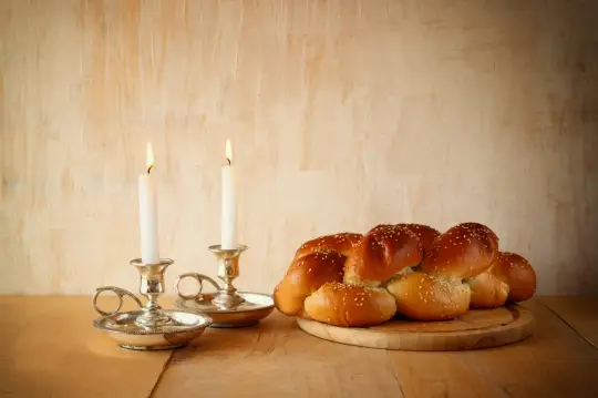 Family Shabbat Dinner