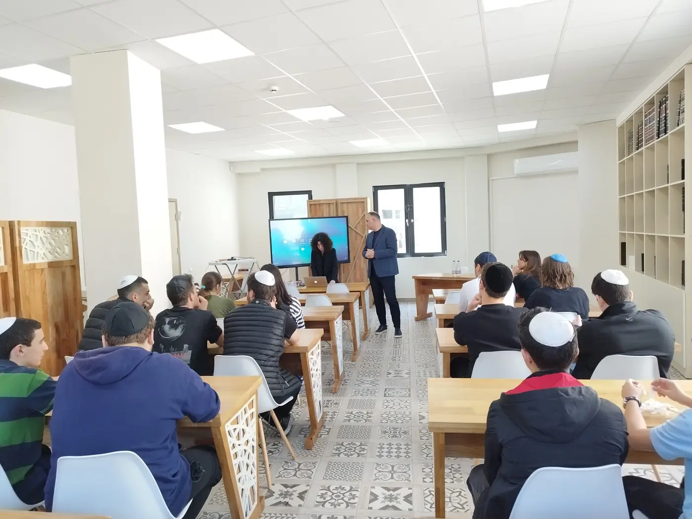 პროექტი - ,,Peace in Our Schools“ 16 აგვისტო 2023