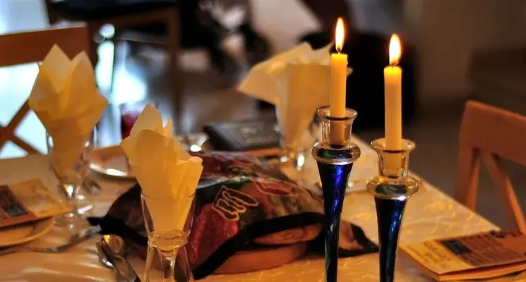 Shabbat Dinner