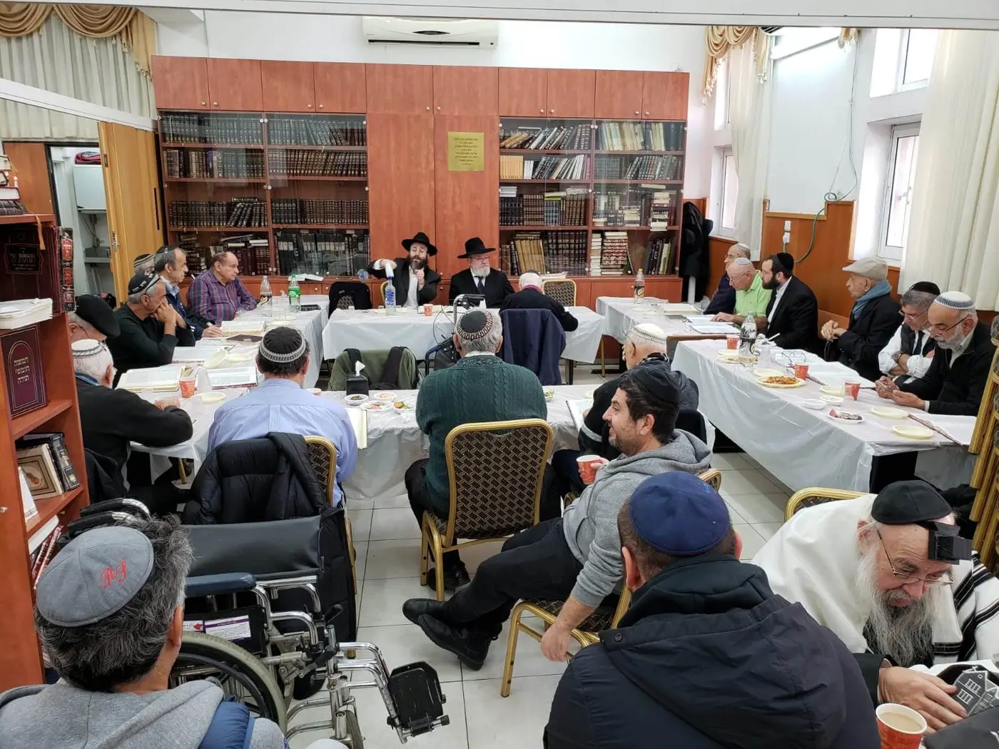 פעמיים ח”י לכולל ’תפארת זקנים – לוי יצחק’ ת”א קרא עוד