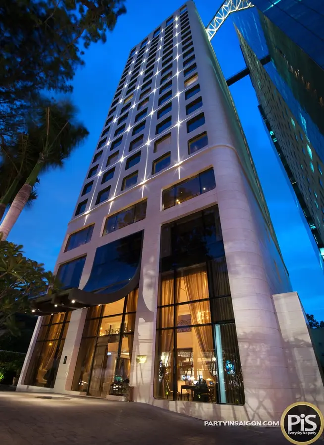 HotelDesArts.jpg