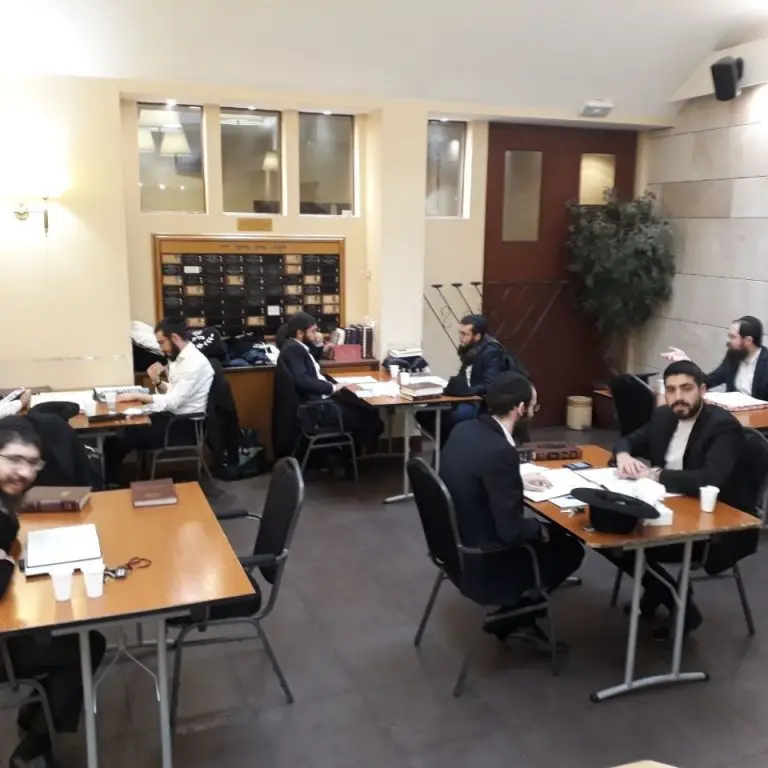Vous disposez de 30mn ? d’une heure ou plus ? Venez partager un moment d’étude…