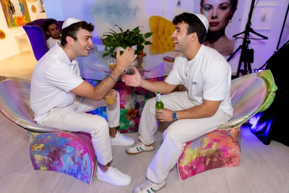 White Party Tu Bav 2026