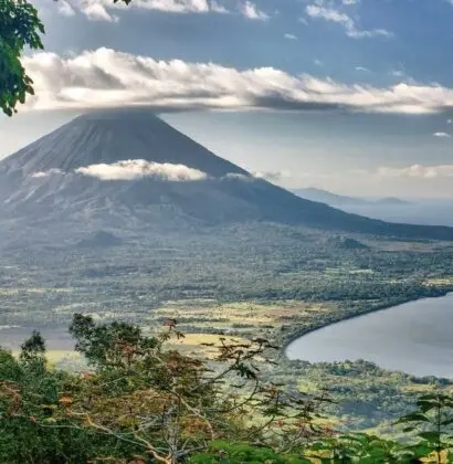 תצפית איסלה אומטפה OMETEPE ISLAND מקום זה ממוקם מחוץ לחואן דל סור