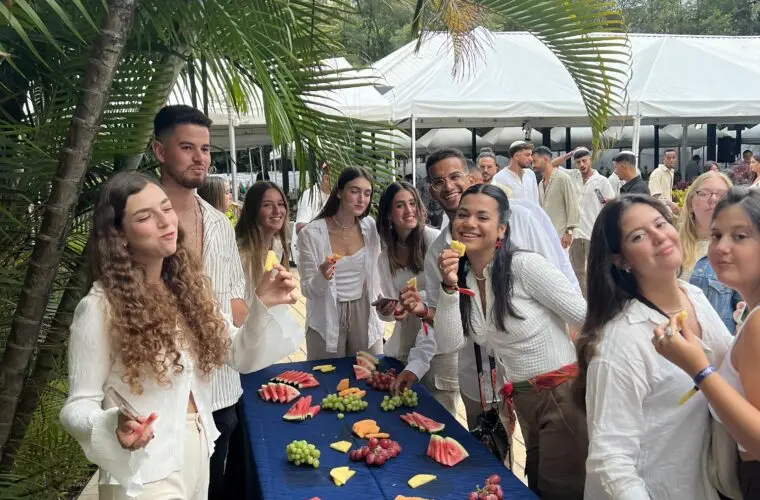 בית חבד מדג׳ין קולומביה