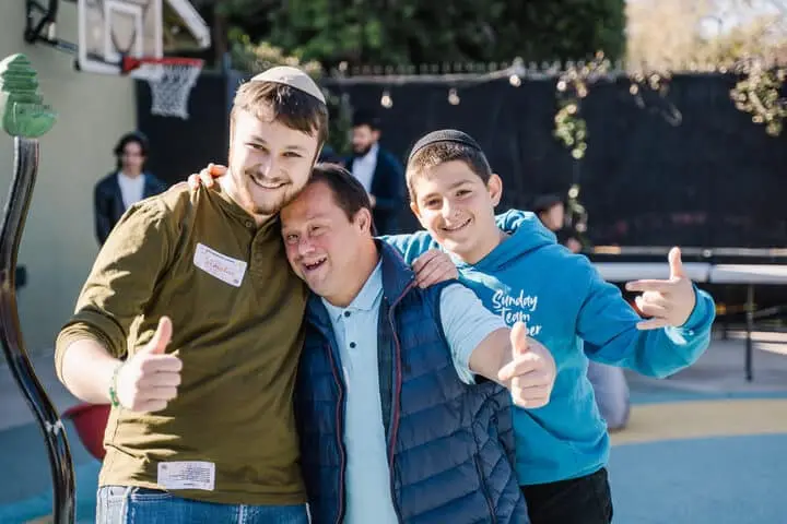 THE POWER OF FCLA We Grow Friendships WITH SUPPORT FROM OUR AMAZING PARTNERS: