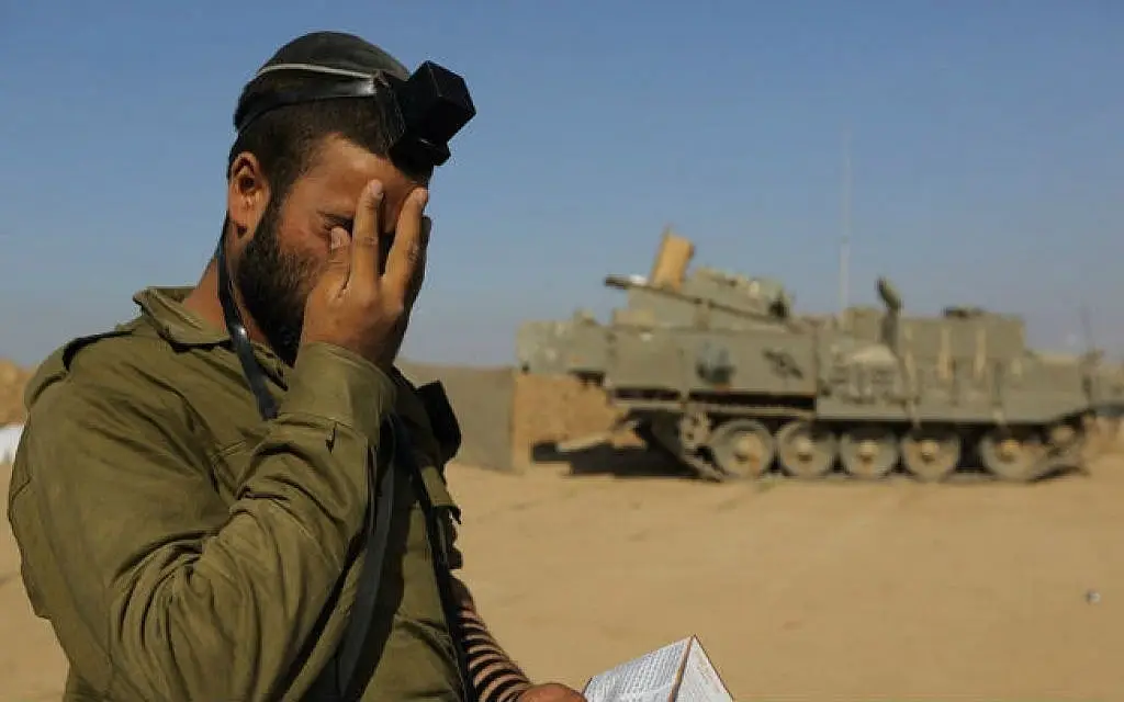 WHAT ARE TEFILLIN?